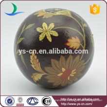 Vente en gros Classical Ceramic Sphere Home Decor avec peinture à l&#39;huile